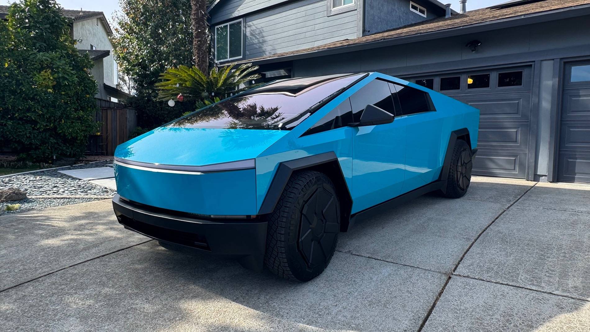 Tesla Roadster 2nd gen 2024 Cybertruck wrapped! Inozetek Coastal Blue Dynamic PPF IMG_4986