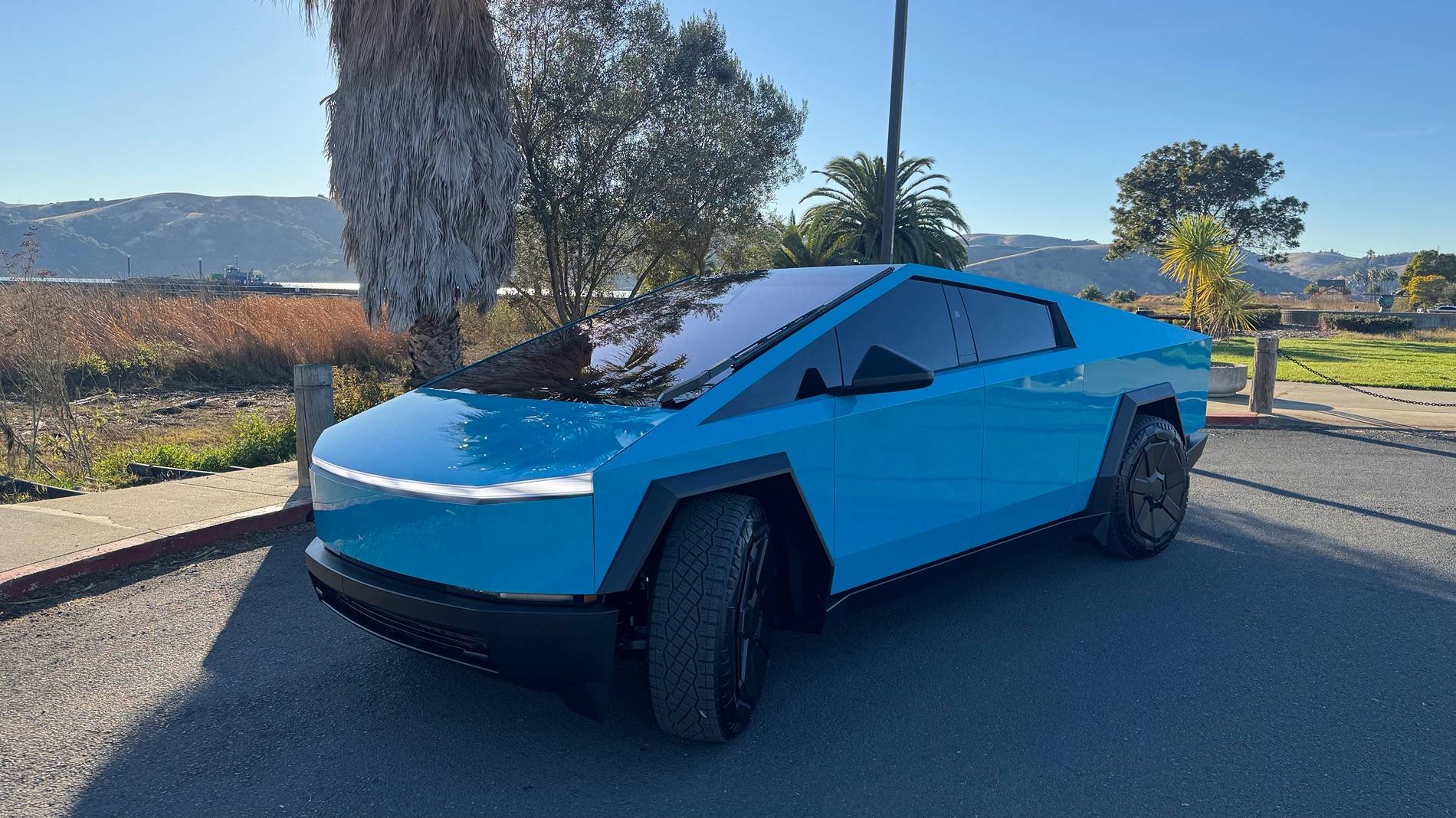 Tesla Roadster 2nd gen 2024 Cybertruck wrapped! Inozetek Coastal Blue Dynamic PPF IMG_5002