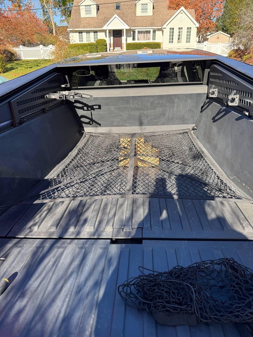 Tesla Roadster 2nd gen Basenor cargo net review IMG_5036