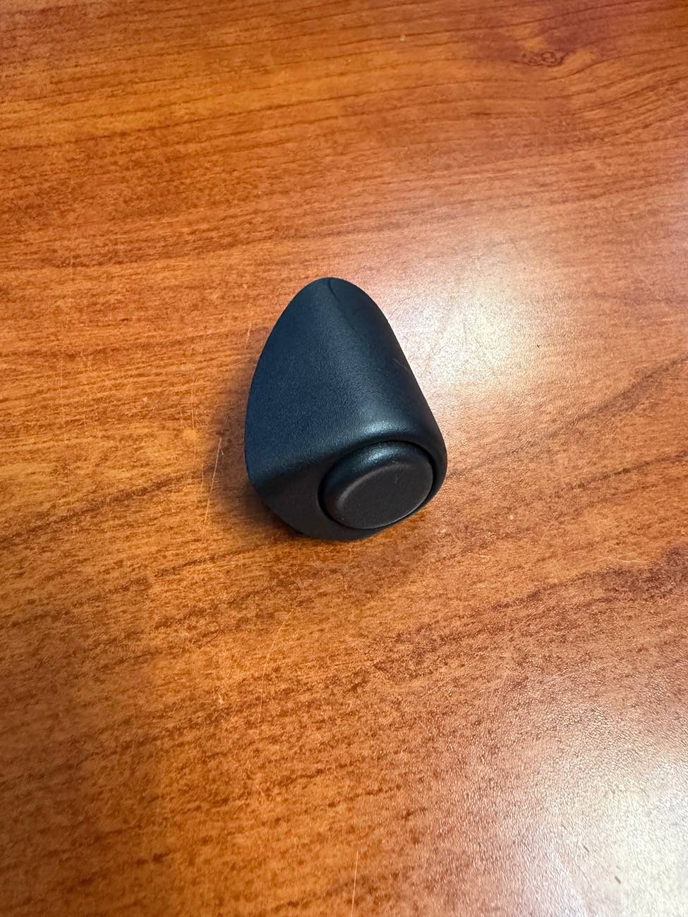 Tesla Roadster 2nd gen 3D printed visor clip to secure visors to the side IMG_5136