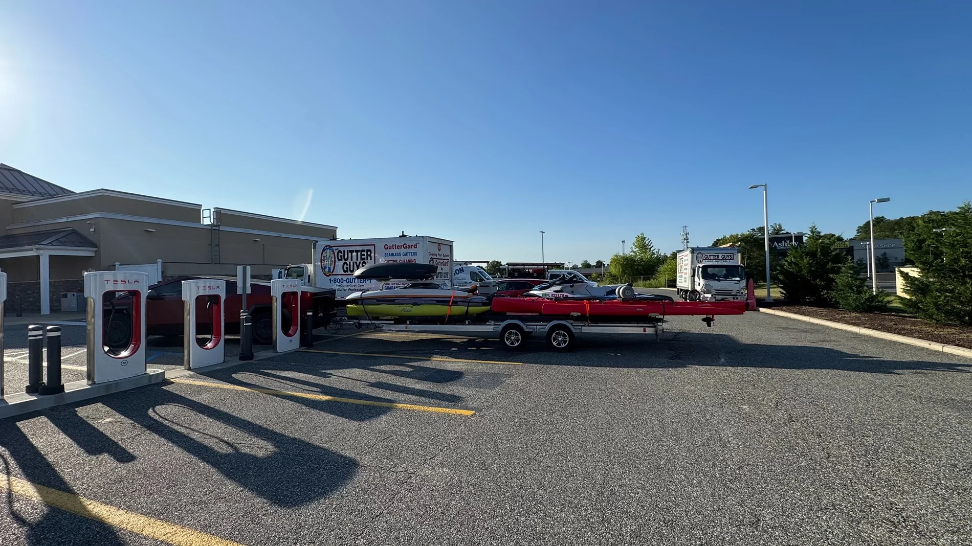Tesla Roadster 2nd gen NACS extension cord = supercharging-while-towing solution, no? IMG_5384