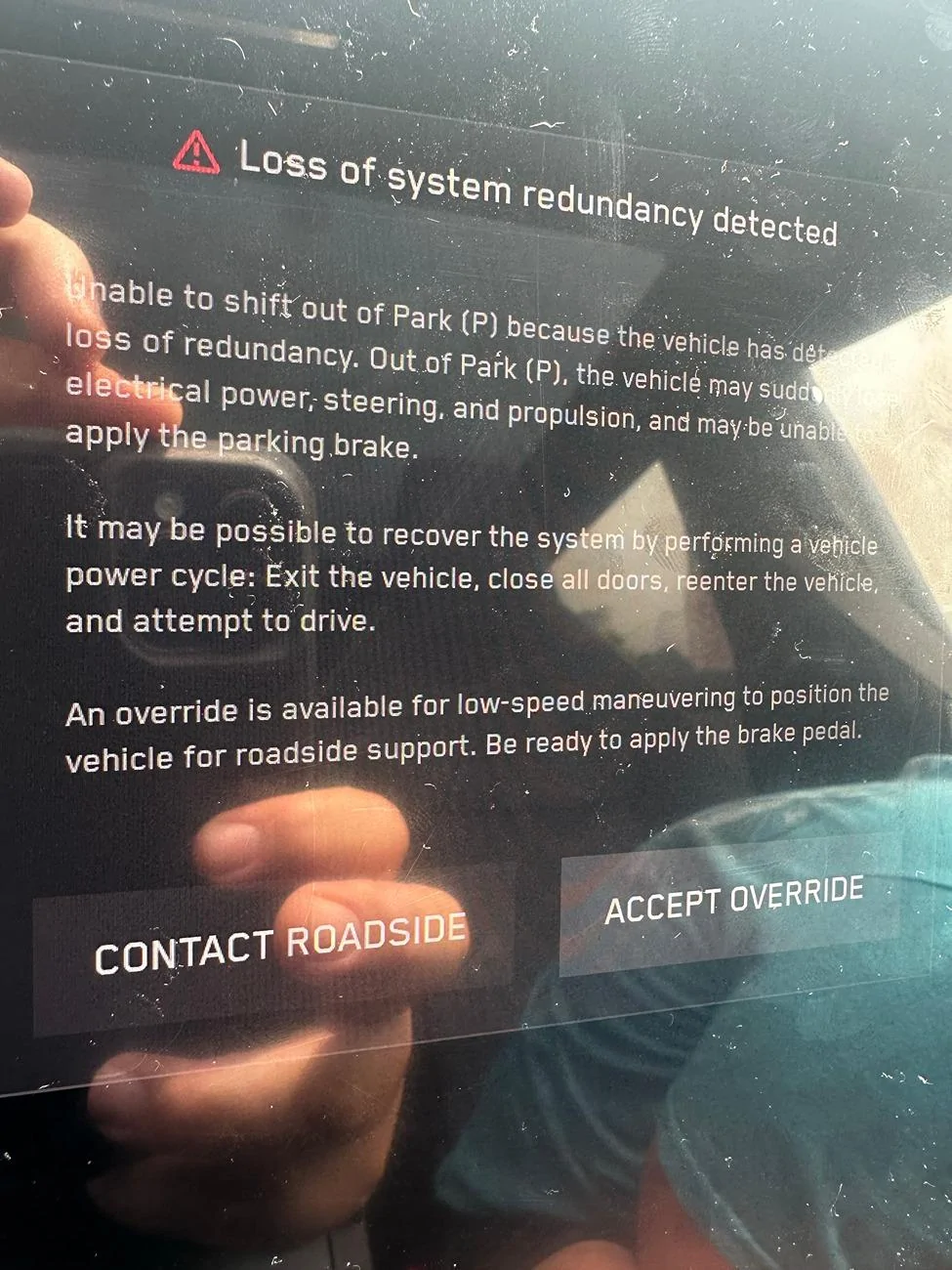 Tesla Roadster 2nd gen LOSS OF SYSTEM REDUNDANCY DETECTED - Potential major system failure IMG_5455