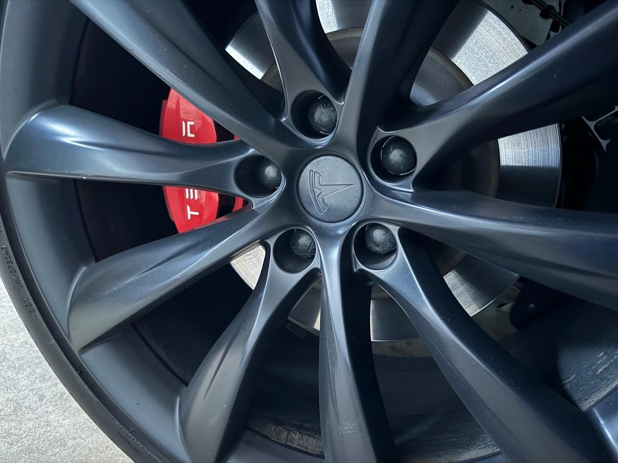 Tesla Roadster 2nd gen Lug Nut Caps IMG_5474