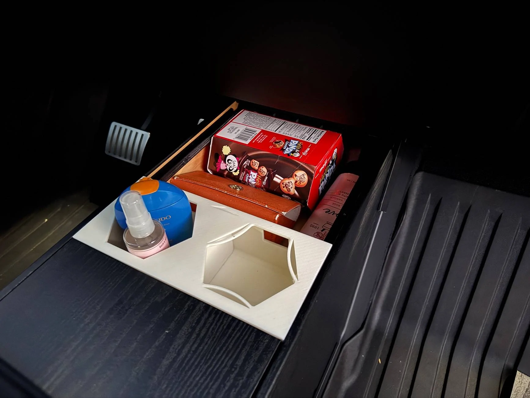 Tesla Cybertruck What did you do TO / WITH your Cybertruck today? 👨🏻‍🔧🧰🚿🛠 IMG_5474