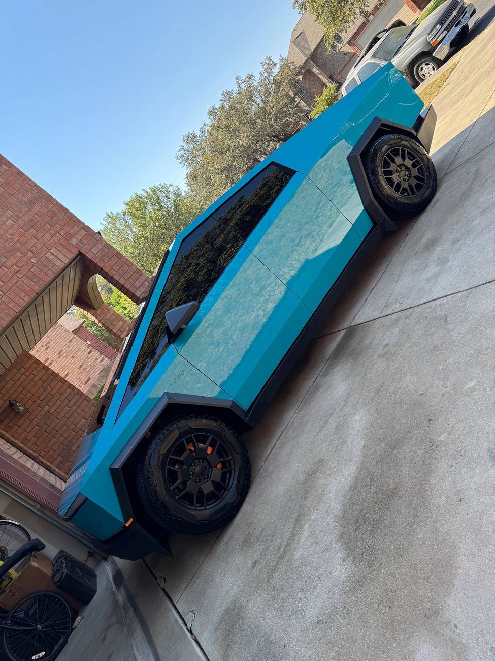 Tesla Roadster 2nd gen To wrap or not to wrap IMG_5680