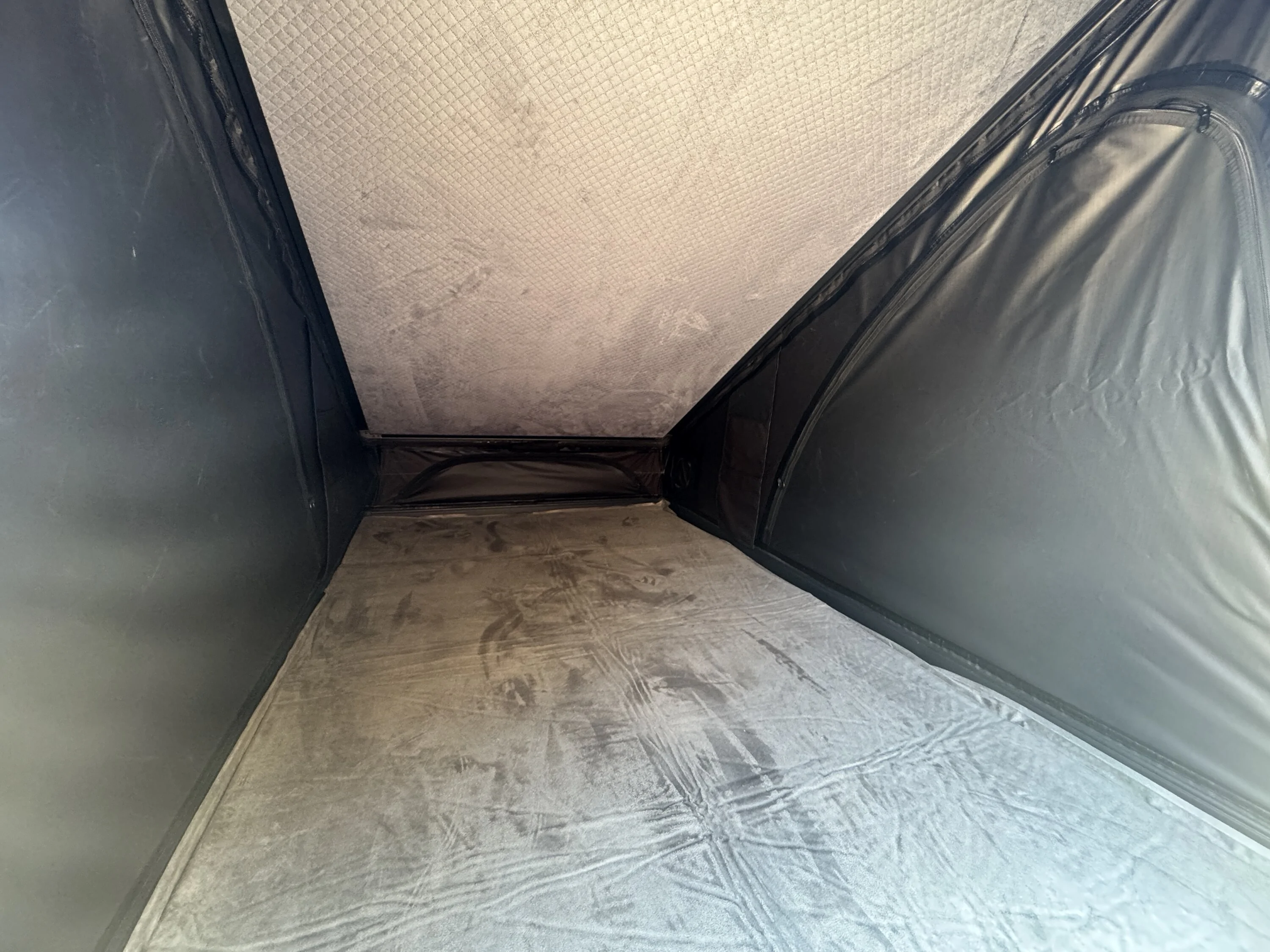 Tesla Cybertruck Mars Basecamp Rooftop Tent for sale, never used. (Pickup) IMG_5702