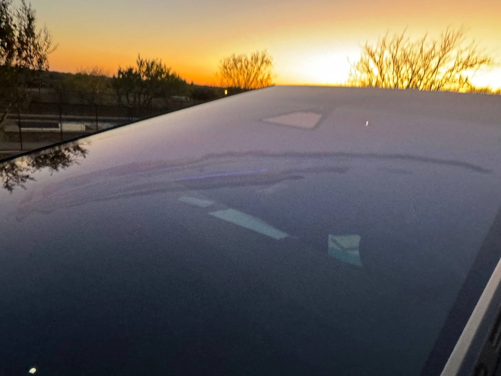 Tesla Roadster 2nd gen Wiper blade issue - blurry streak IMG_5719