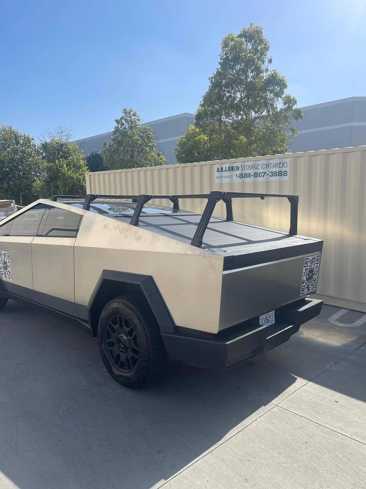 Tesla Roadster 2nd gen Aftermarket Crossbar options IMG_6286