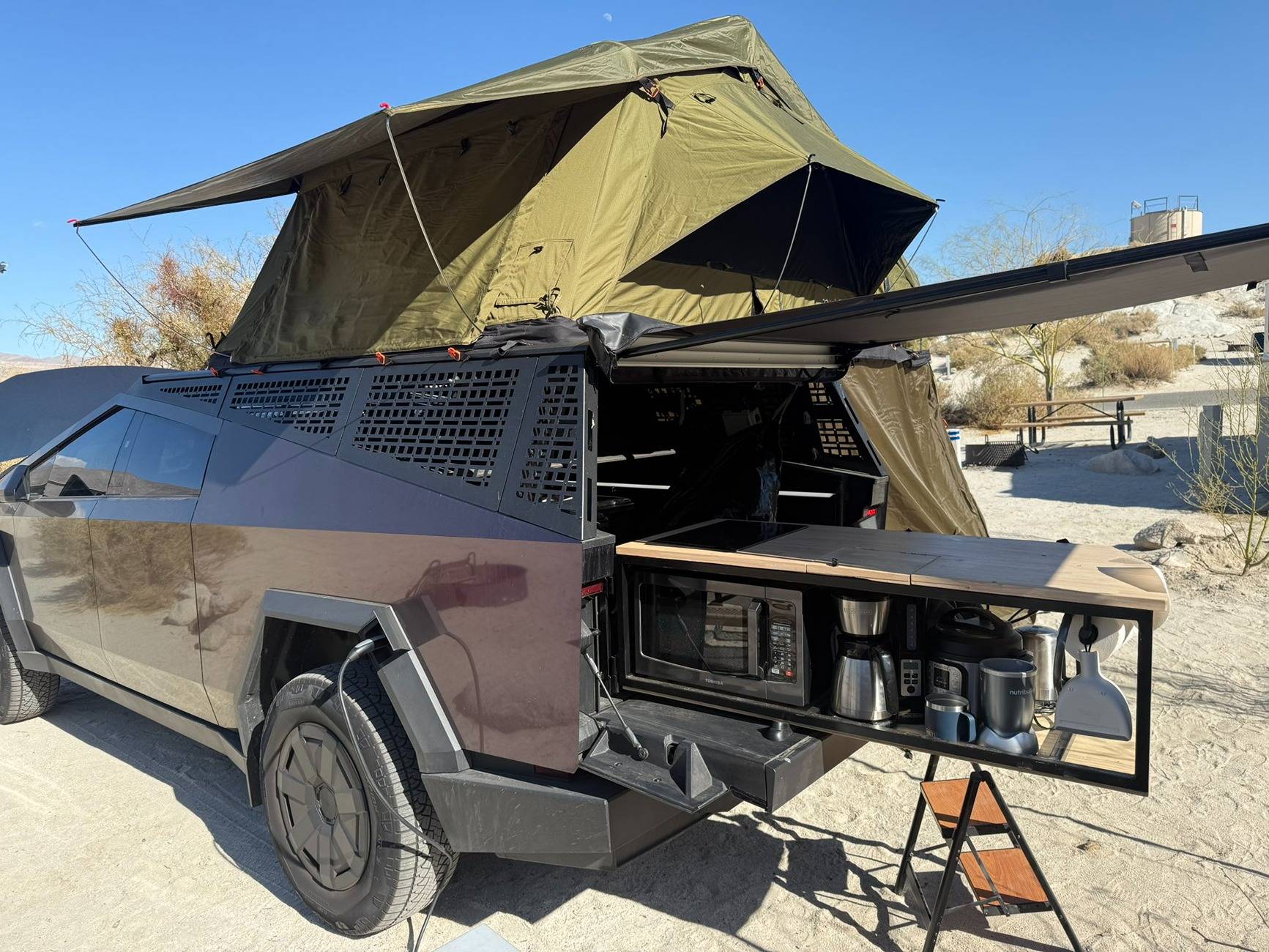 Tesla Cybertruck Urander Rack Mega Thread – Post Your Setup! IMG_6336.JPG