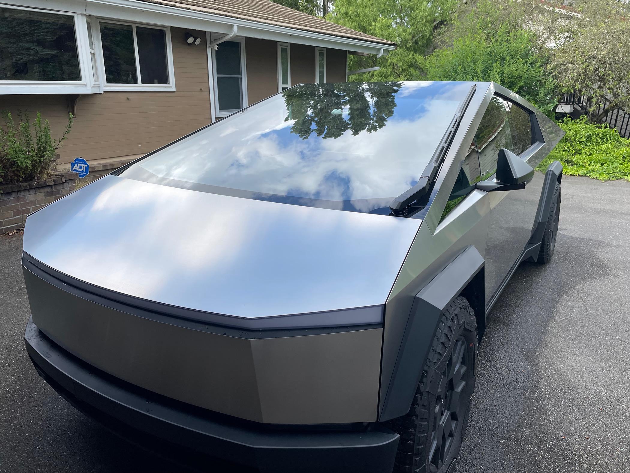 Tesla Roadster 2nd gen CT is  the easiest clean vehicle I ever owned - using pressure washer IMG_6358