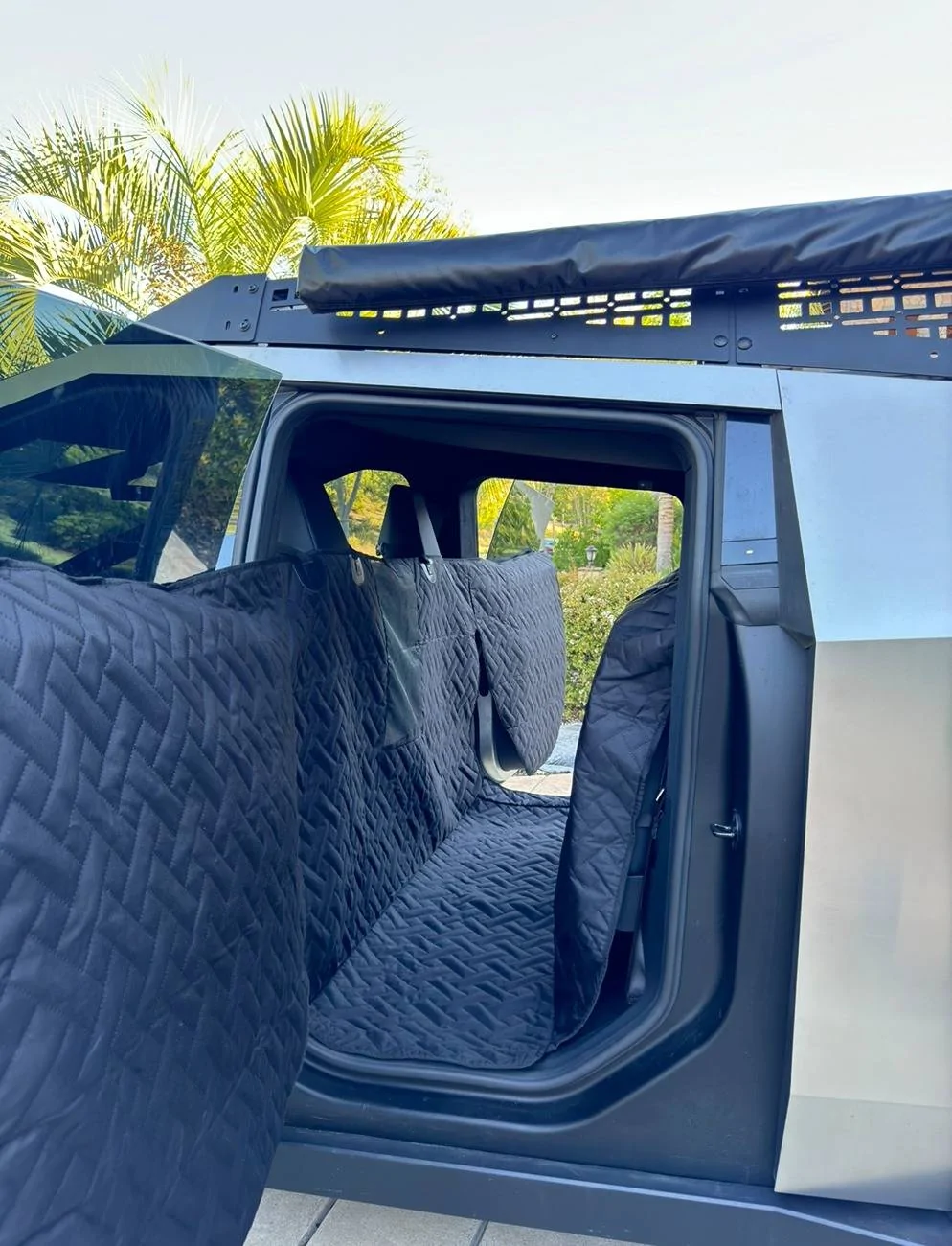 Tesla Cybertruck Urander Pet Floor Cover with Fold-Up Seats Now on Sale with 20% Discount! IMG_6478