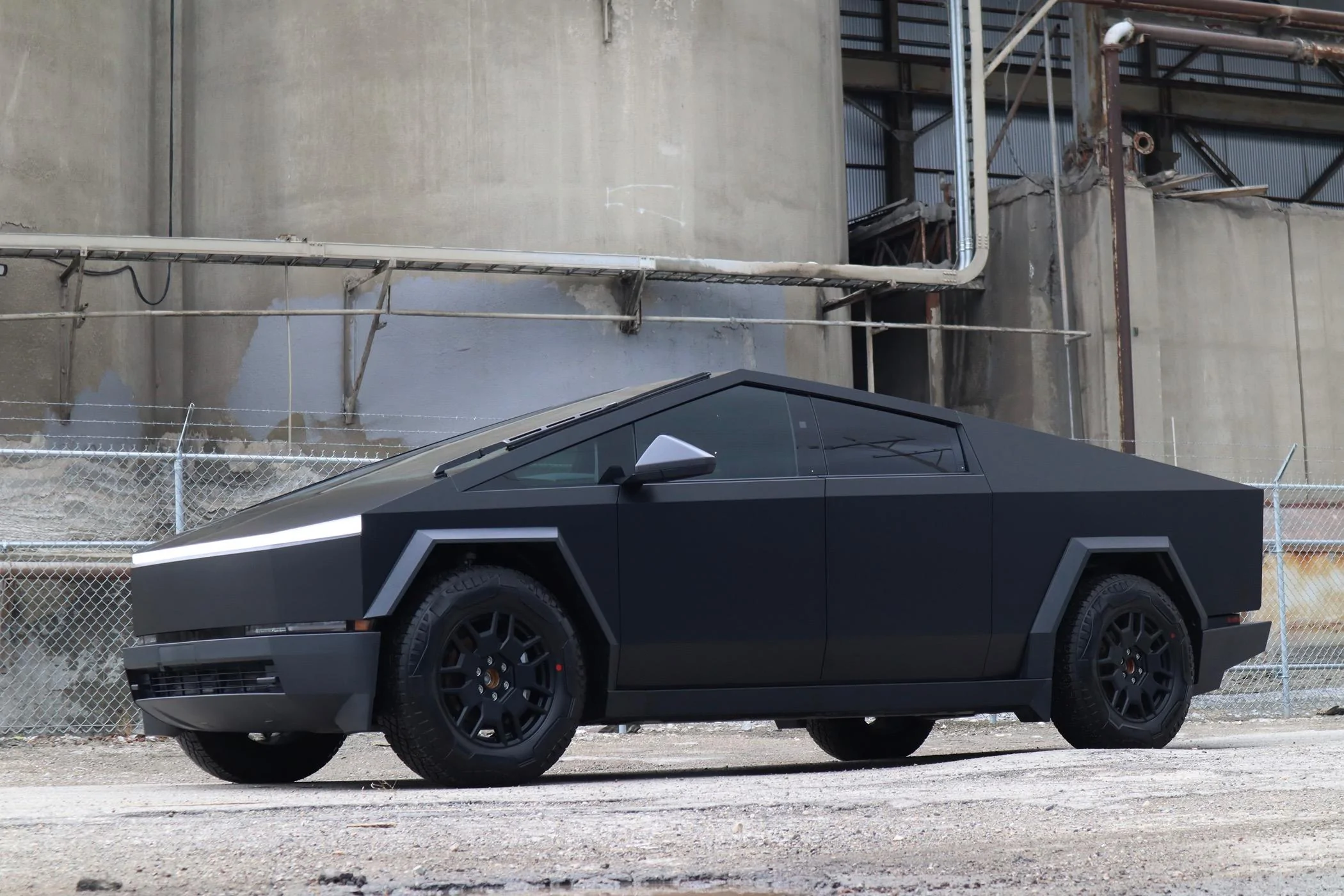 Tesla Roadster 2nd gen Just got Cybertruck wrapped in Satin Frozen Black PPF (from Pure PPF) 🥷🏻 IMG_6537