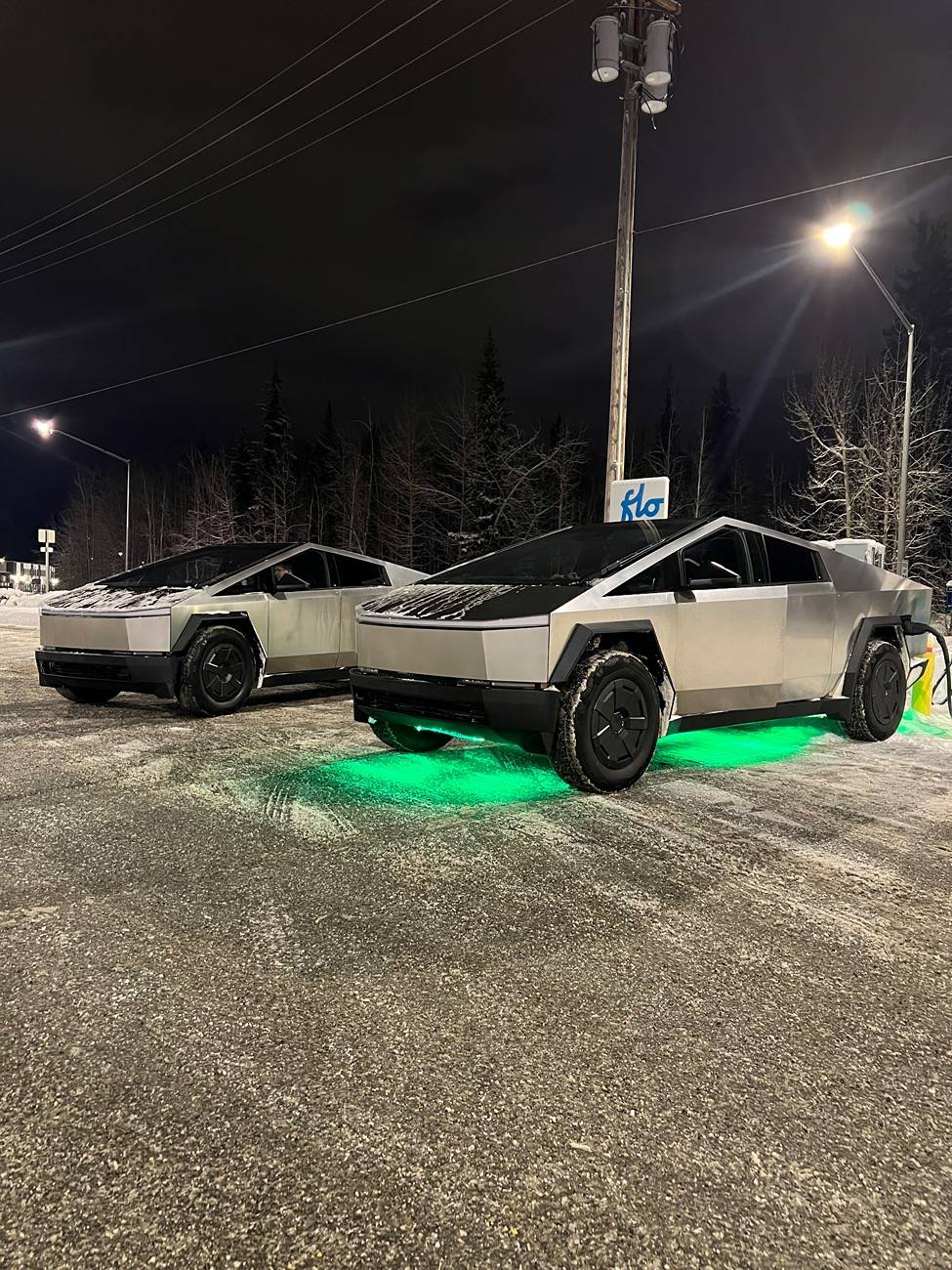 Tesla Roadster 2nd gen Underglow lighting kits. Do they cause problems? IMG_6539