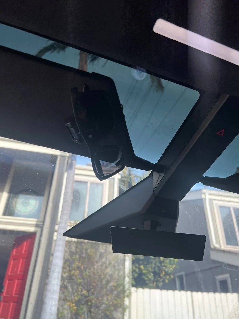 Tesla Roadster 2nd gen CyberGlasses holder IMG_6540
