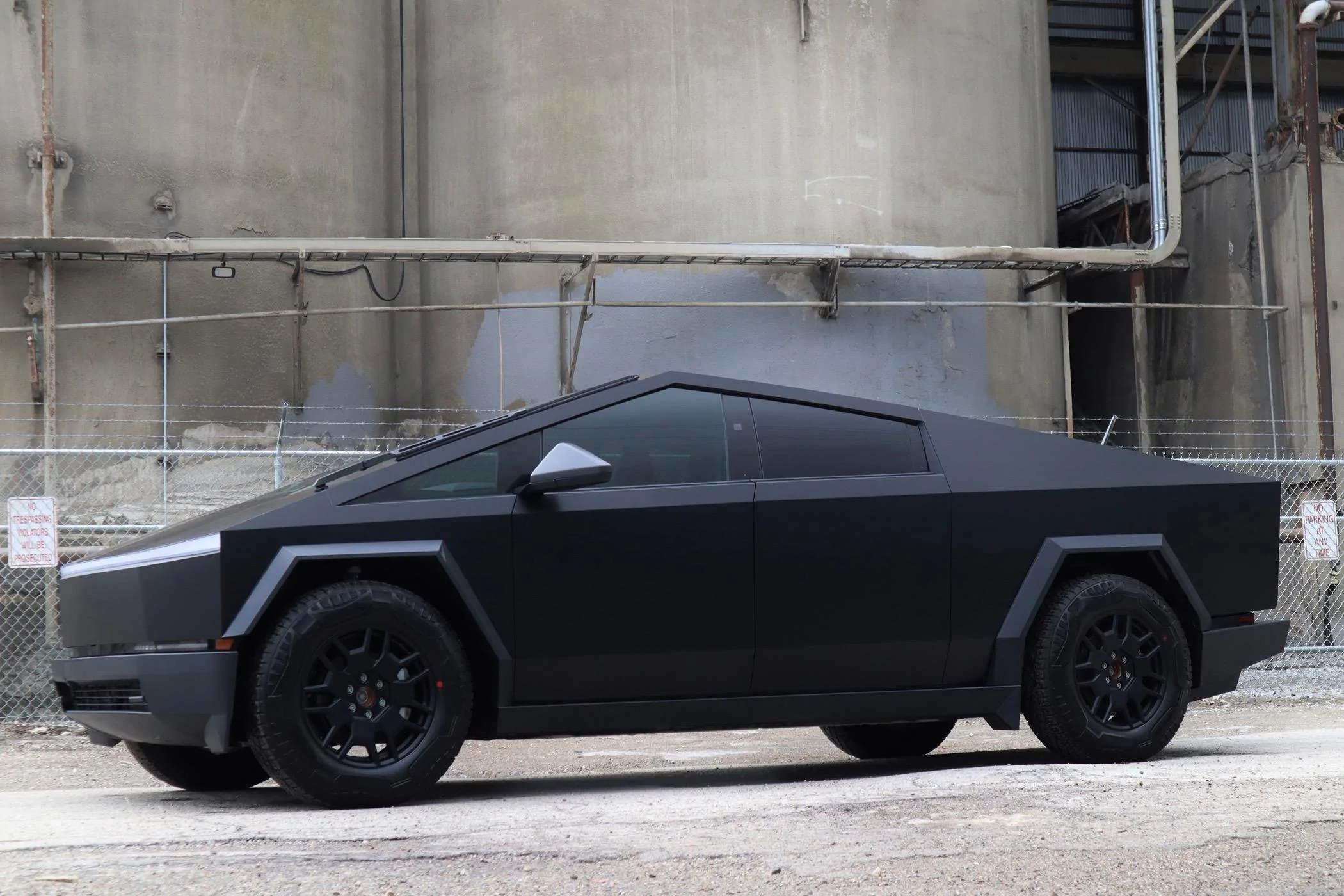 Tesla Roadster 2nd gen Just got Cybertruck wrapped in Satin Frozen Black PPF (from Pure PPF) 🥷🏻 IMG_6558