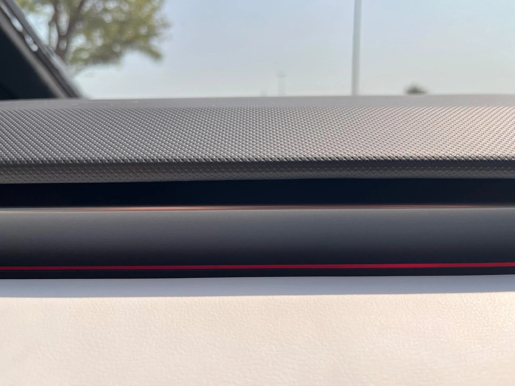 Tesla Roadster 2nd gen Front Dash Warping IMG_6646
