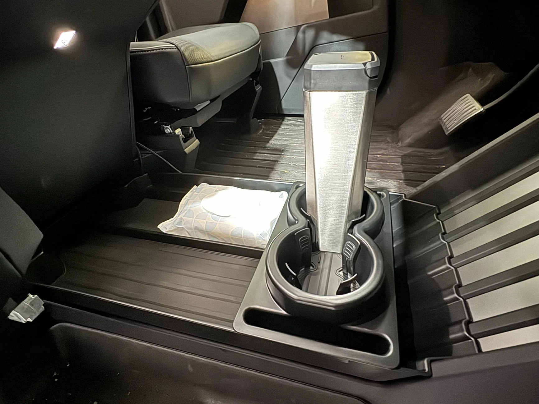 Tesla Roadster 2nd gen Installed a Lower Center Console Floor Organizer IMG_6723