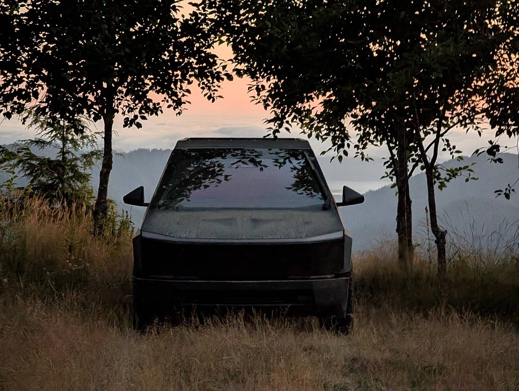 Tesla Roadster 2nd gen See the Urander Bed Cap Live at Xtakeover This Weekend IMG_7074