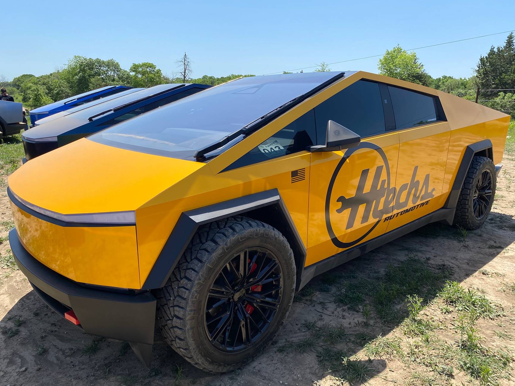 Tesla Roadster 2nd gen Anyone going to Cybertruck Rodeo Part Deux this Saturday (April 12th)? IMG_7084