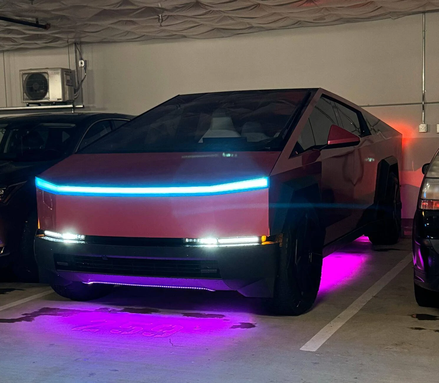 Tesla Roadster 2nd gen Underglow lighting kits. Do they cause problems? IMG_7285