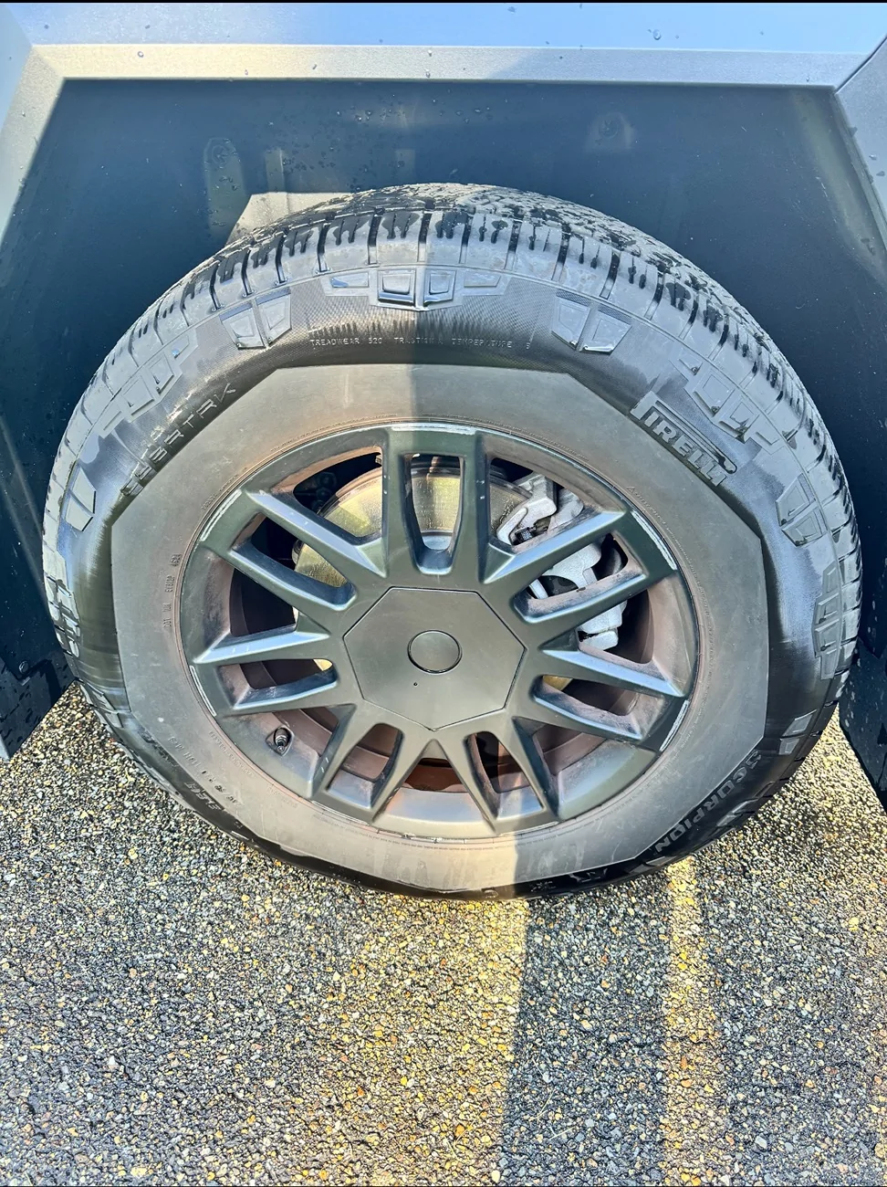 Tesla Roadster 2nd gen Core wheel covers damaged wheels IMG_7317