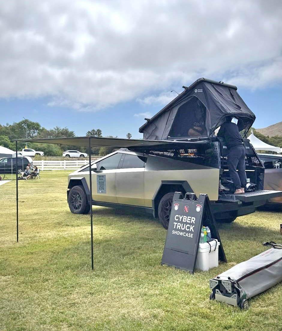 Tesla Cybertruck Urander Cybertruck Bed Rack Kit Official Release IMG_7498 2