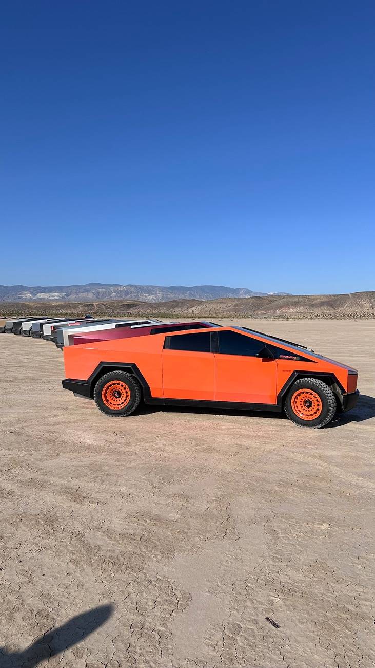 Tesla Cybertruck SoCal Cybertruck Meetup @ Charity Event IMG_7582
