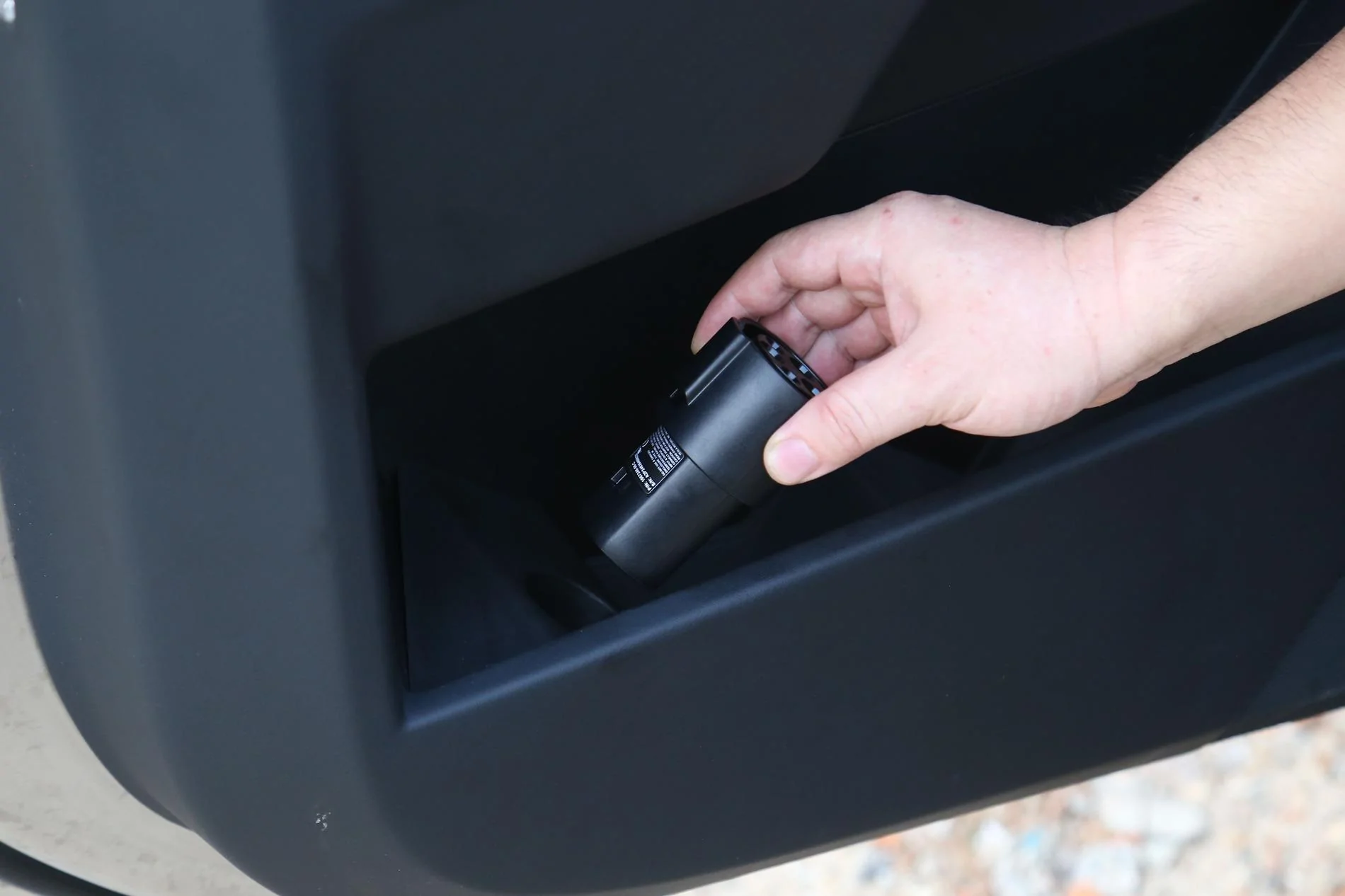 Tesla Roadster 2nd gen [Elecfresh] Promotion For Charging Adapter Door Dock IMG_7632
