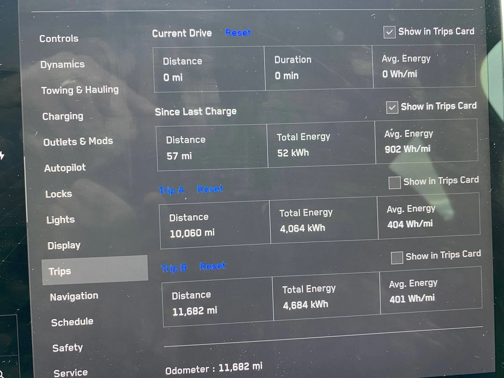 Tesla Cybertruck What did you do TO / WITH your Cybertruck today? 👨🏻‍🔧🧰🚿🛠 IMG_7733