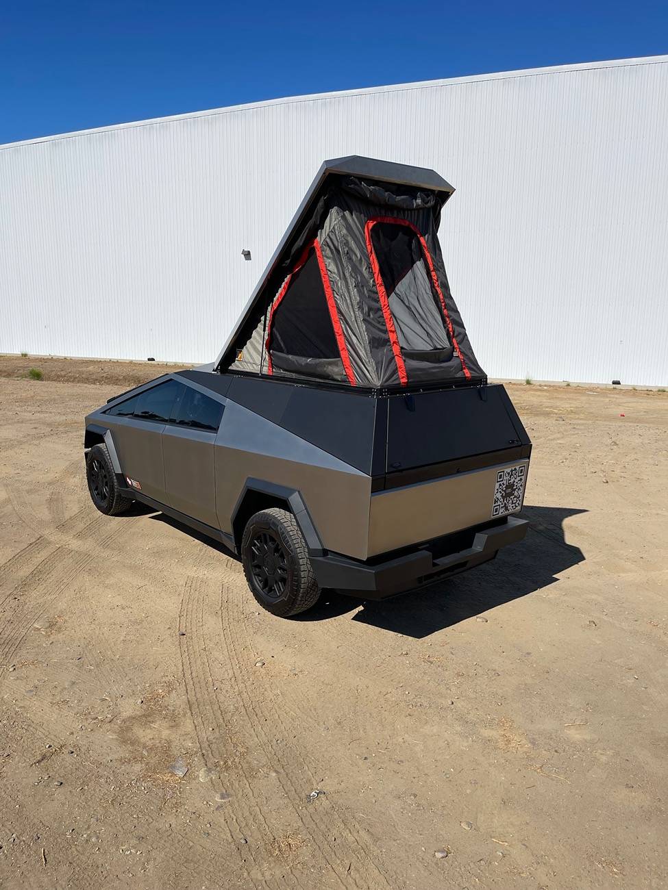 Tesla Roadster 2nd gen Molle Bed Rack Cage Spotted IMG_7739