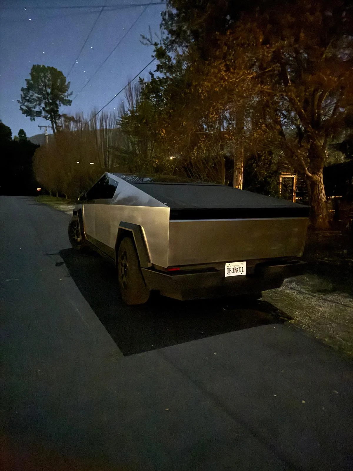 Tesla Cybertruck Daily random Cybertruck photos thread - Post Yours! 📸 🤳 IMG_7832