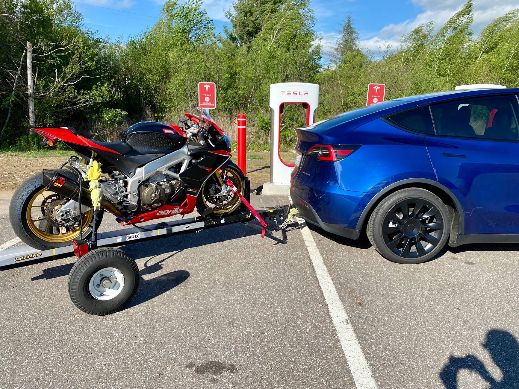 Tesla Roadster 2nd gen Anyone loaded and transport a motorcycle in the bed? IMG_7965