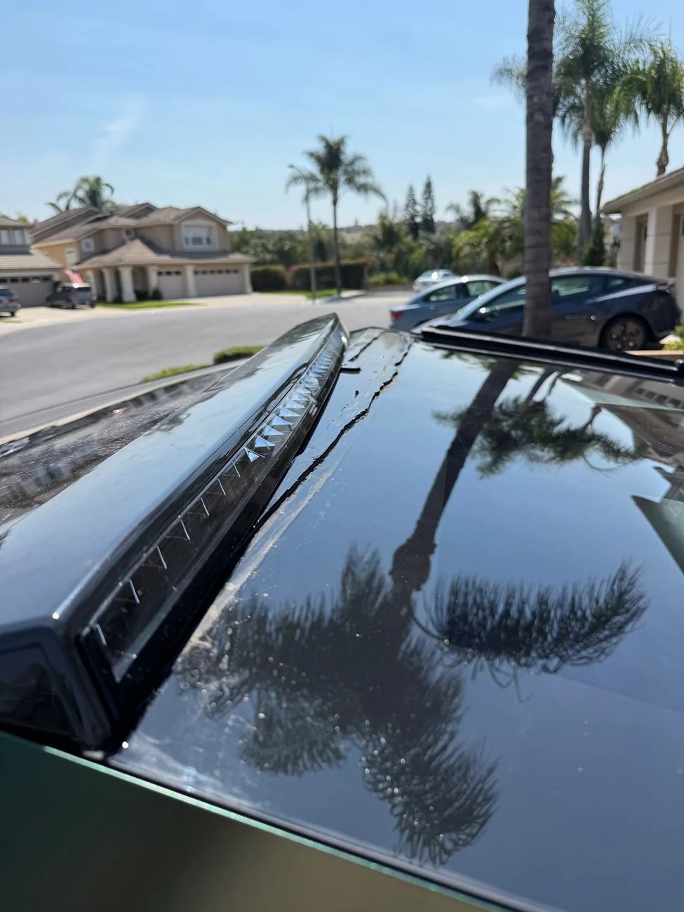 Tesla Roadster 2nd gen CyberTruck - Tesla light bar glue fail IMG_7986