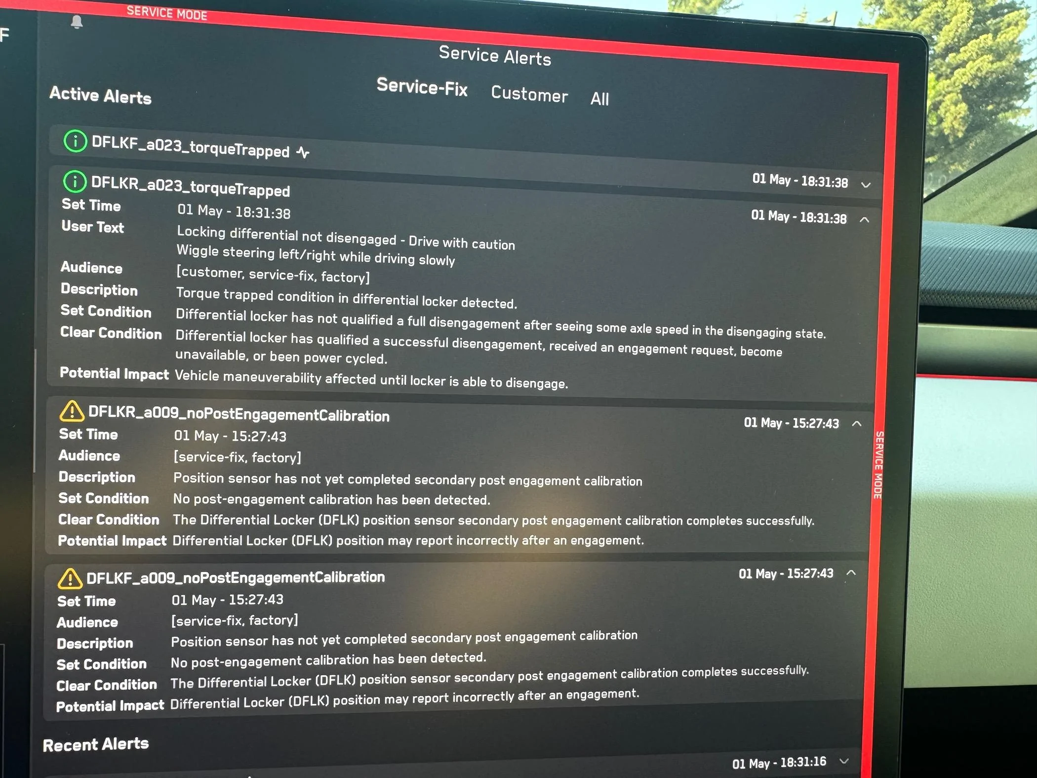 Tesla Roadster 2nd gen Locking Diff stuck after 24.14.3 update IMG_8121