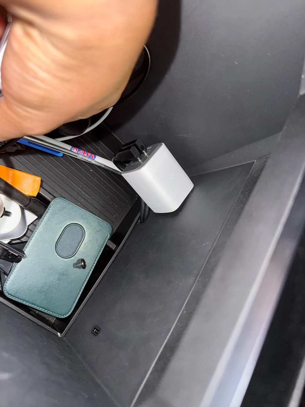 Tesla Roadster 2nd gen Hidden way to access the center console IMG_8563