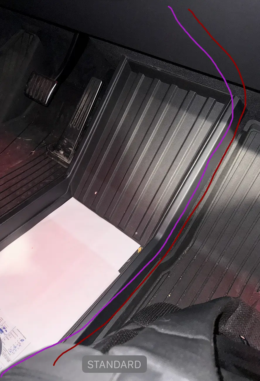 Tesla Roadster 2nd gen Hidden way to access the center console IMG_8564