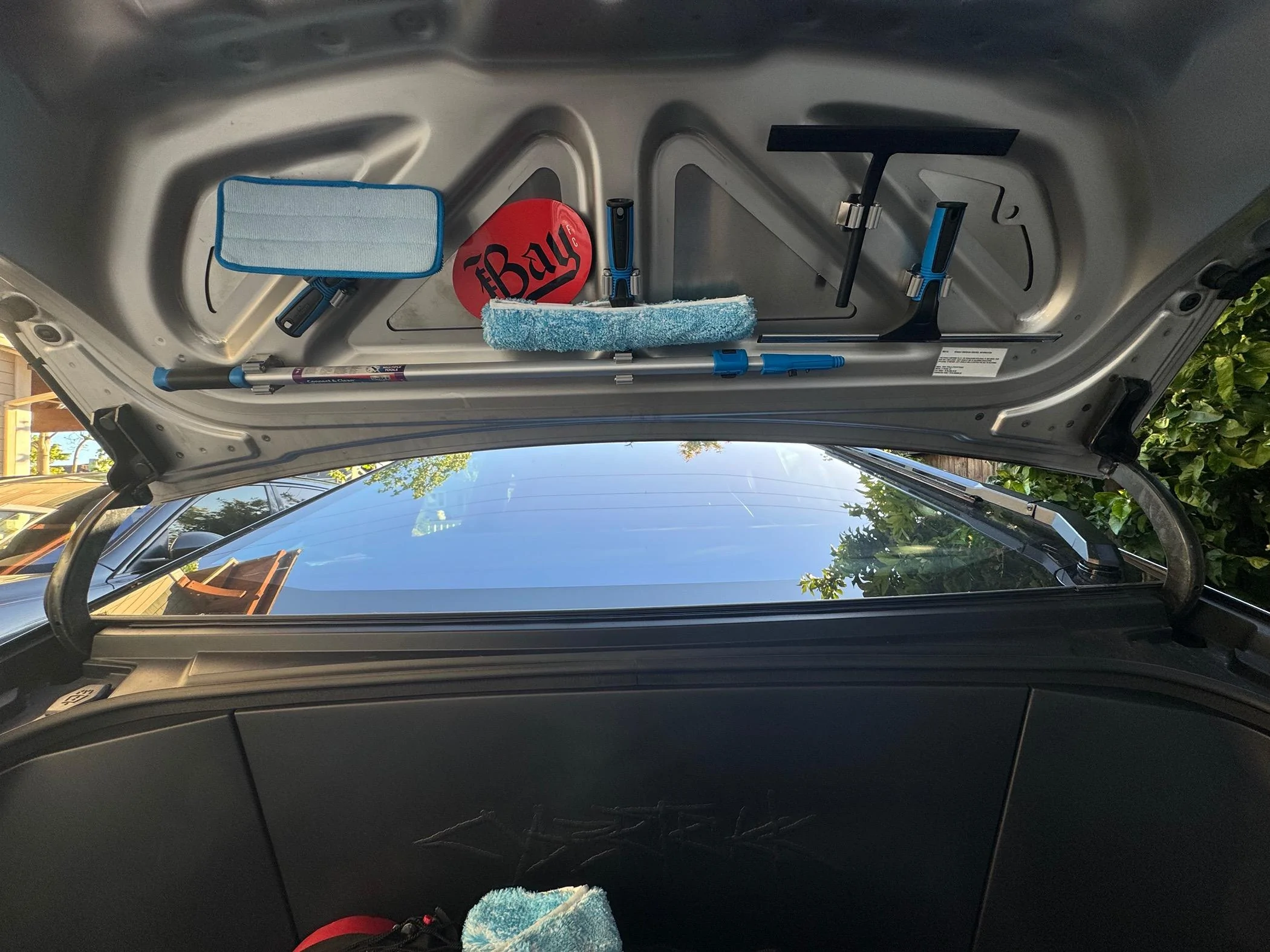 Tesla Roadster 2nd gen How do you guys do it? Cleaning windshield interior glass IMG_8689