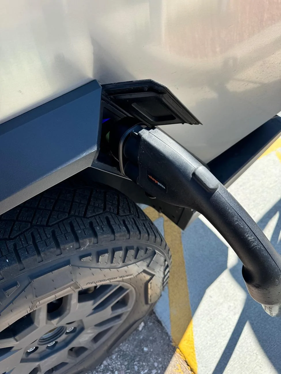 Tesla Roadster 2nd gen Update - Ecogenix Adapter (CCS1 & J1772 to Tesla Adapter) -- it fits and it works! IMG_9072