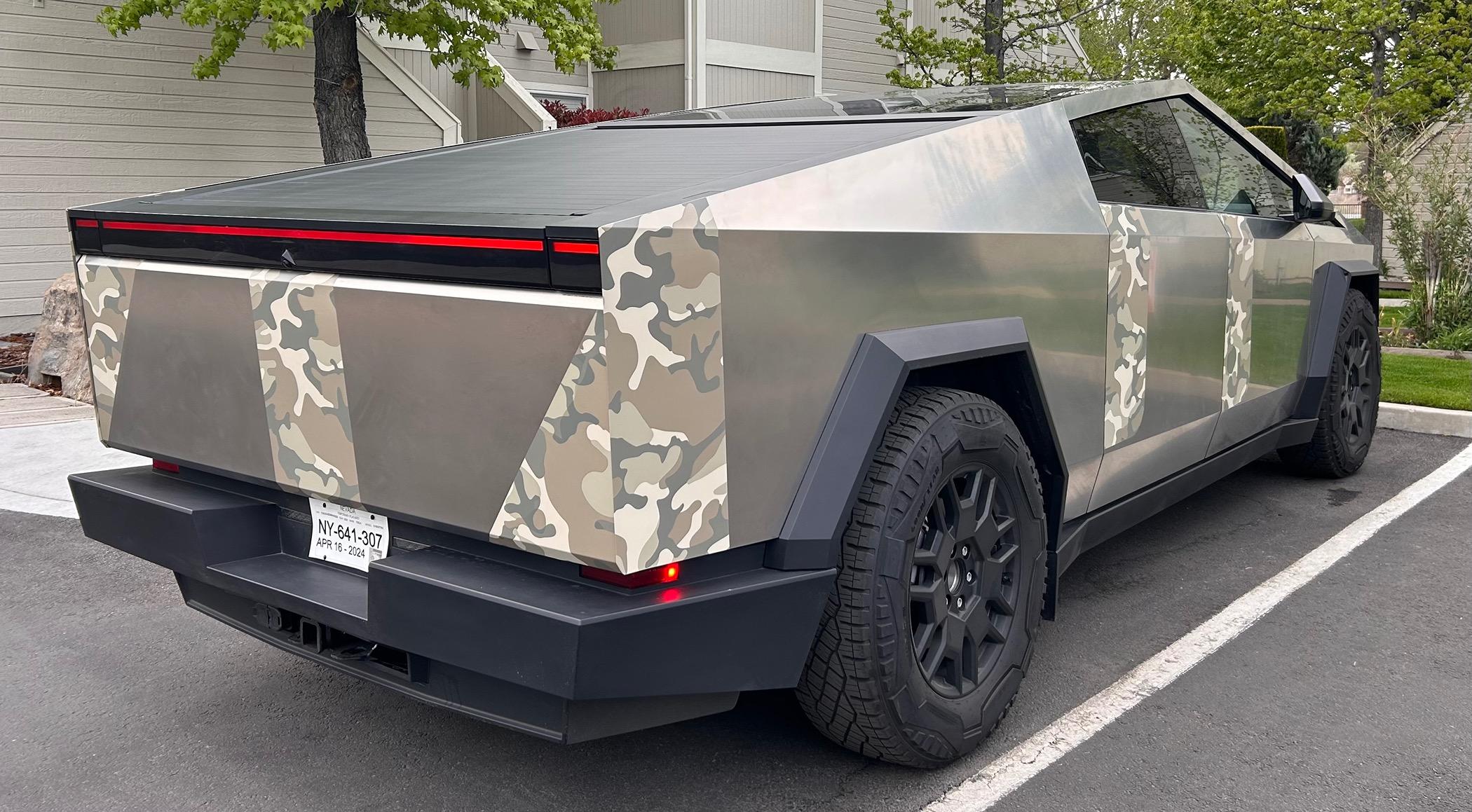 Tesla Roadster 2nd gen Poll: to wrap (in any form) or not to wrap IMG_9207