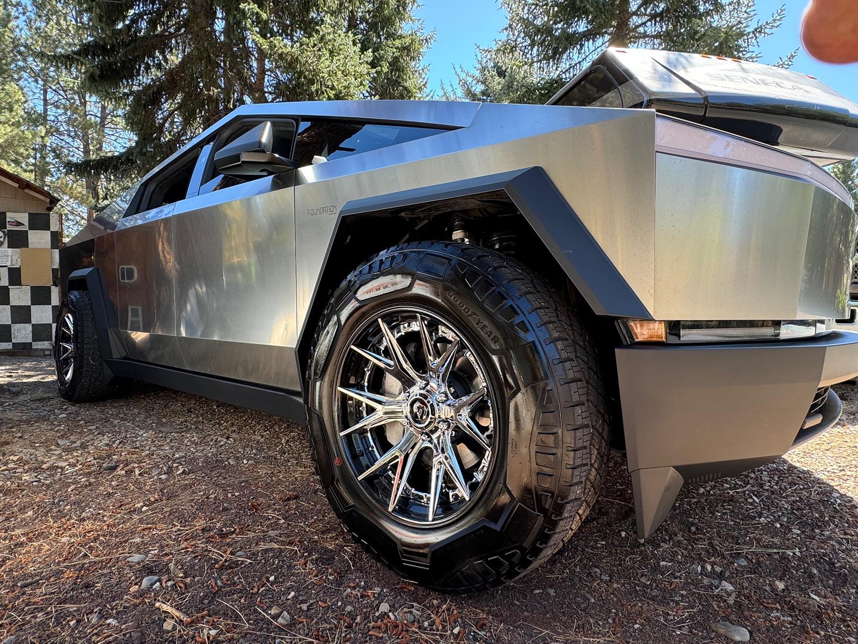 Tesla Roadster 2nd gen Show off your aftermarket Cybertruck Wheels IMG_9477