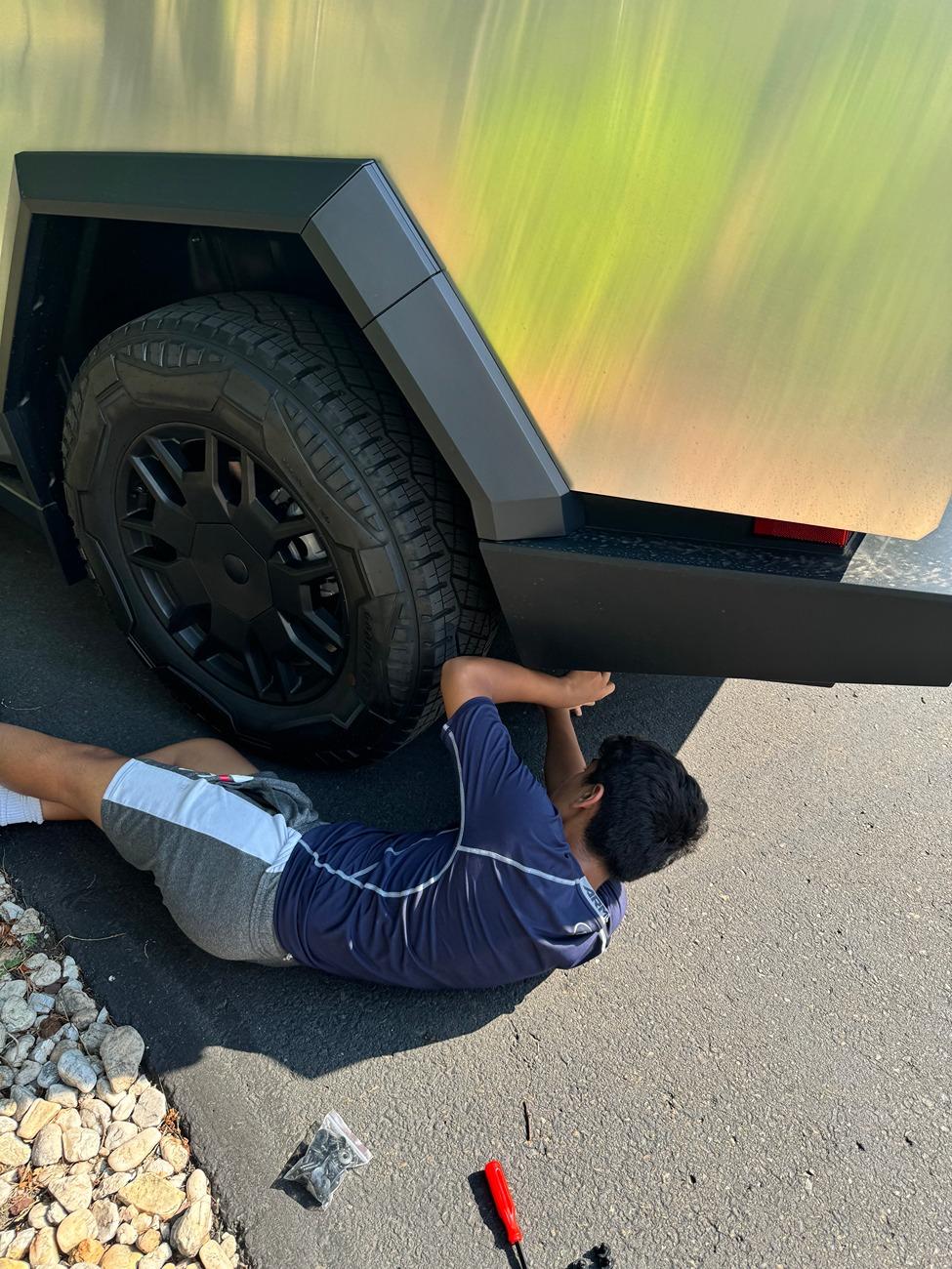 Tesla Roadster 2nd gen Mud Flaps Installed! Install