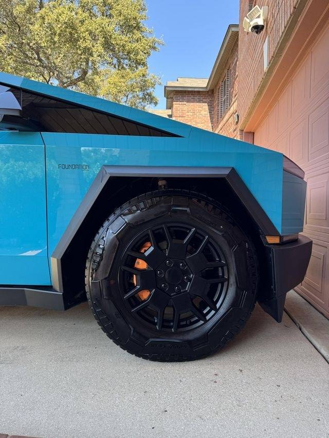 Tesla Roadster 2nd gen 2024 Cybertruck wrapped! Inozetek Coastal Blue Dynamic PPF 