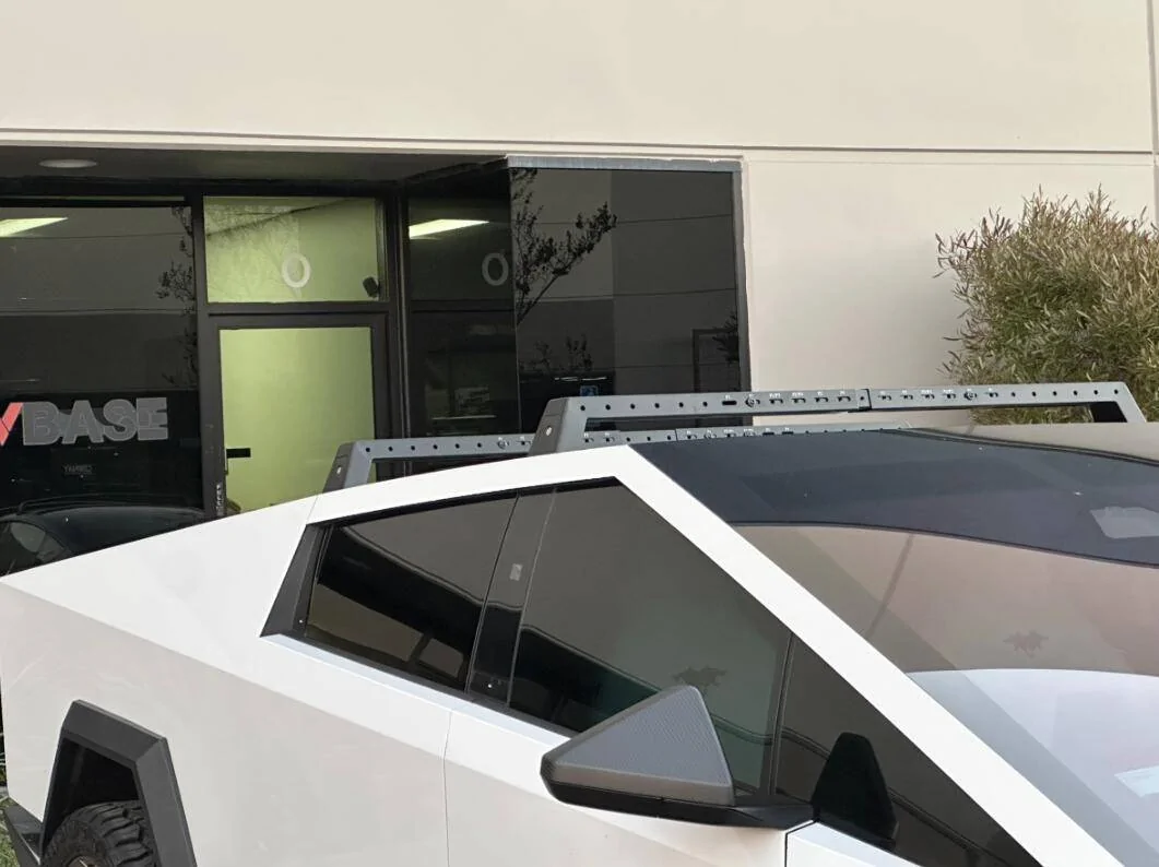 Tesla Cybertruck EVBASE Telescoping Roof Rack Now Available with Holiday Offers! lQLPJxABHzFtFWXNAxrNBCWwjIE0fO1f60QHSTwfYVRLAw_1061_794