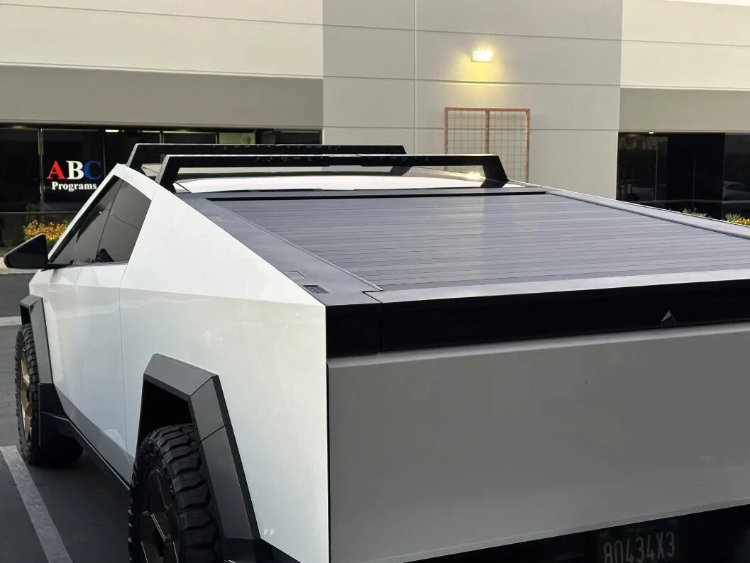 Tesla Cybertruck EVBASE Telescoping Roof Rack Now Available with Holiday Offers! lQLPJxNzVOrbtWXNAxrNBCGwKLJzYMeTjJEHSTwfYVRLAA_1057_794