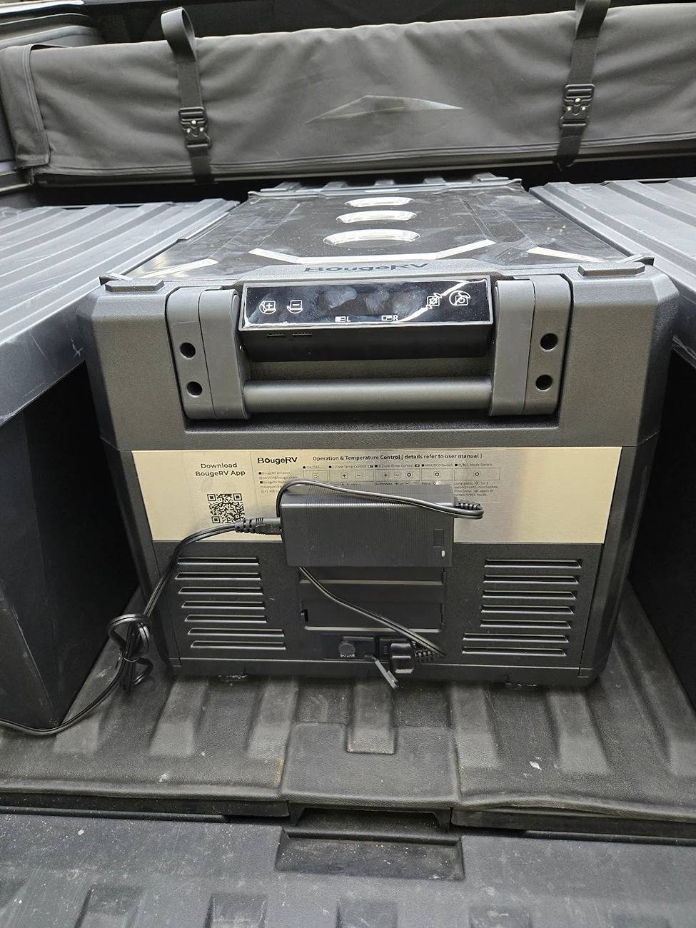 Tesla Cybertruck How to keep a fridge in Cybertruck main1