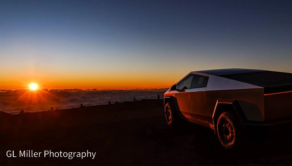 Tesla Cybertruck My first Big Island (Hawaii) Off-Road experiences with my FS AW Cybertruck -  peaking at 13,728 ft elevation Mano Mauna Kea 15 Aug 24-18