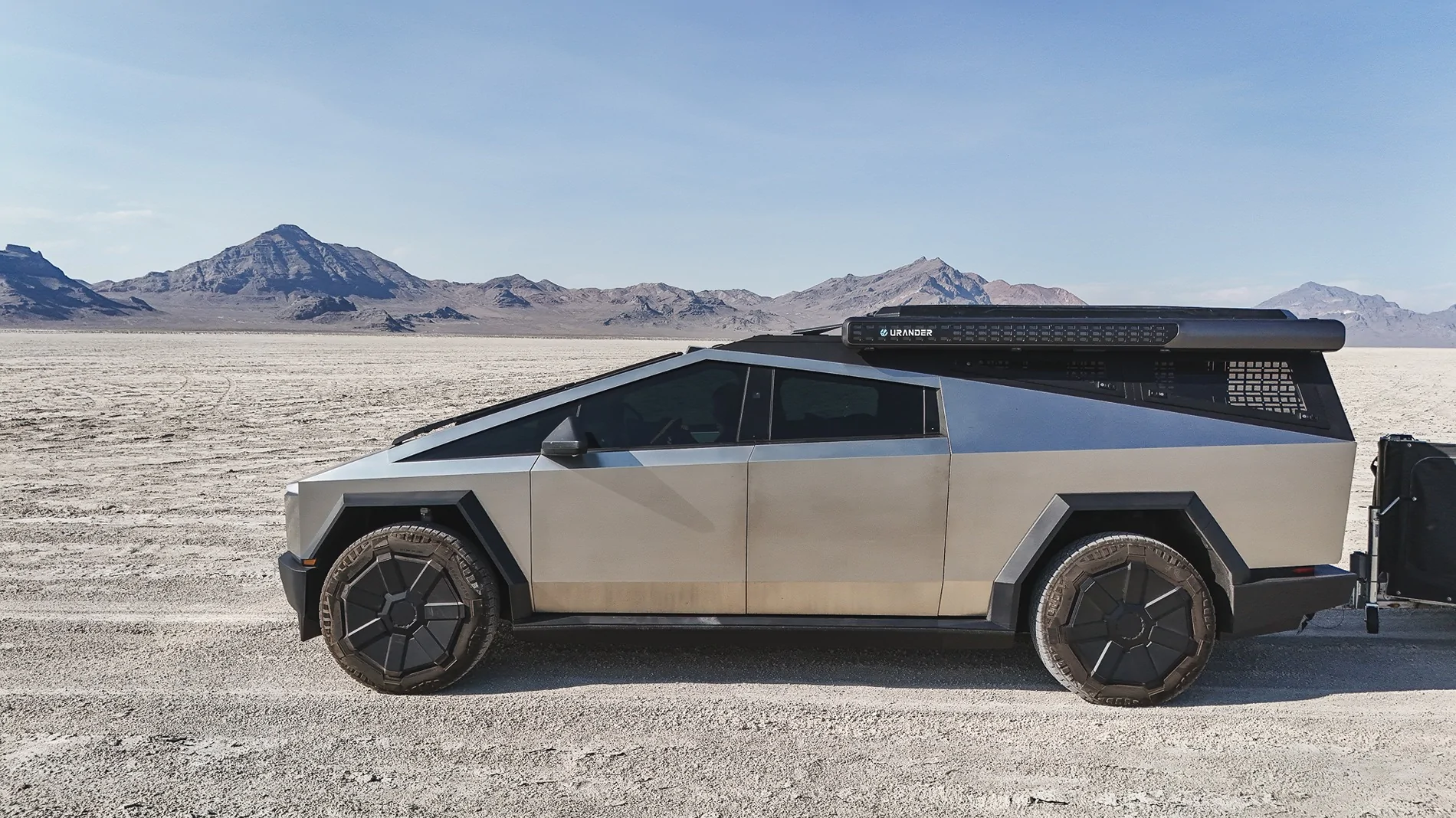 Tesla Cybertruck Introducing Urander CyberCamp Pano - 360° Panoramic Cybertruck Roof Top Tent RTT Pano-37