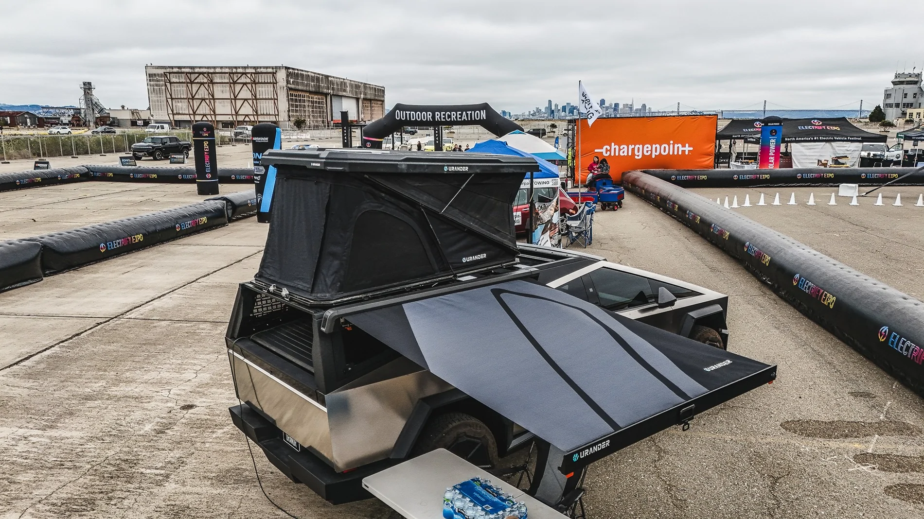 Tesla Cybertruck Introducing Urander CyberCamp Pano - 360° Panoramic Cybertruck Roof Top Tent RTT Pano-50
