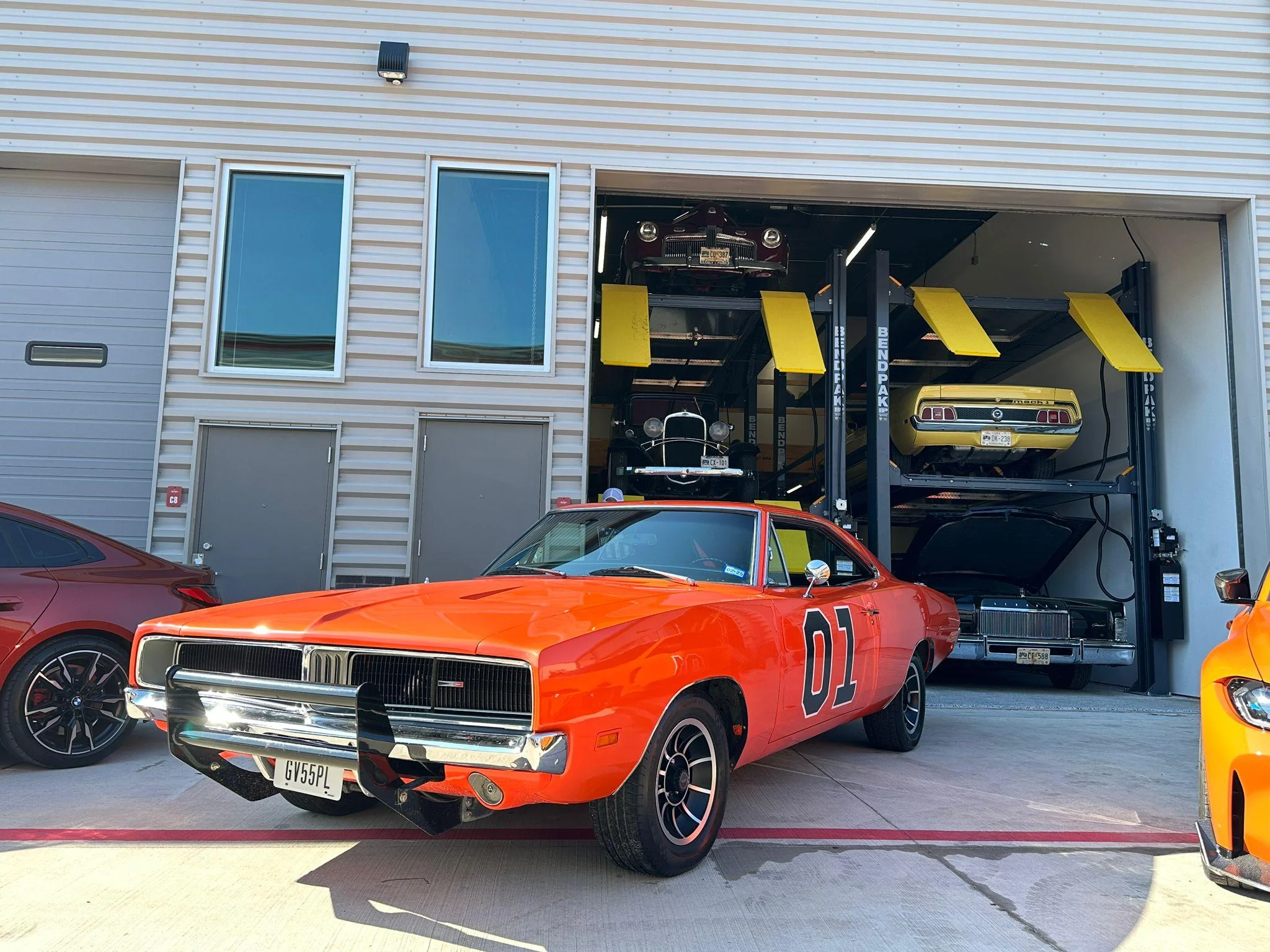 Tesla Cybertruck ⚡ Calling Houston TX area Cybertrucks! PHOTO-2024-03-23-10-05-58