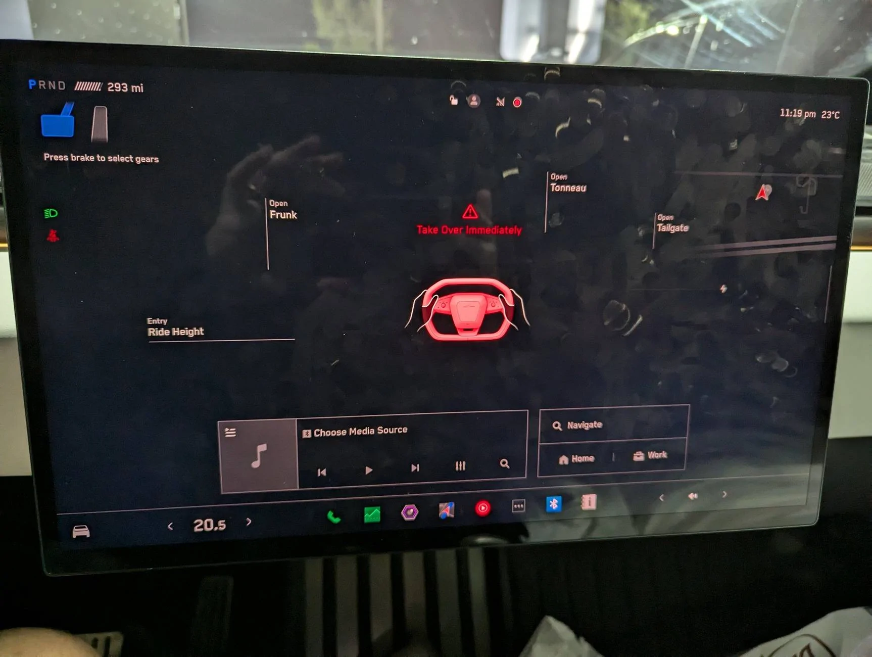 Tesla Roadster 2nd gen FSD attention alert siren won’t stop PXL_20241003_041958696
